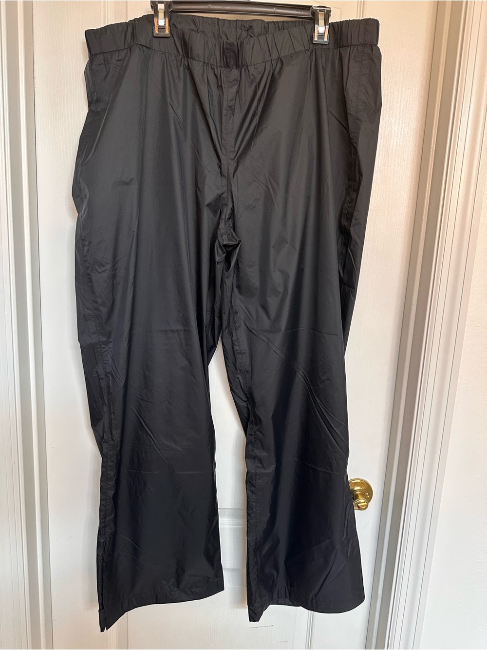 Columbia Black Lightweight Nylon rain pants